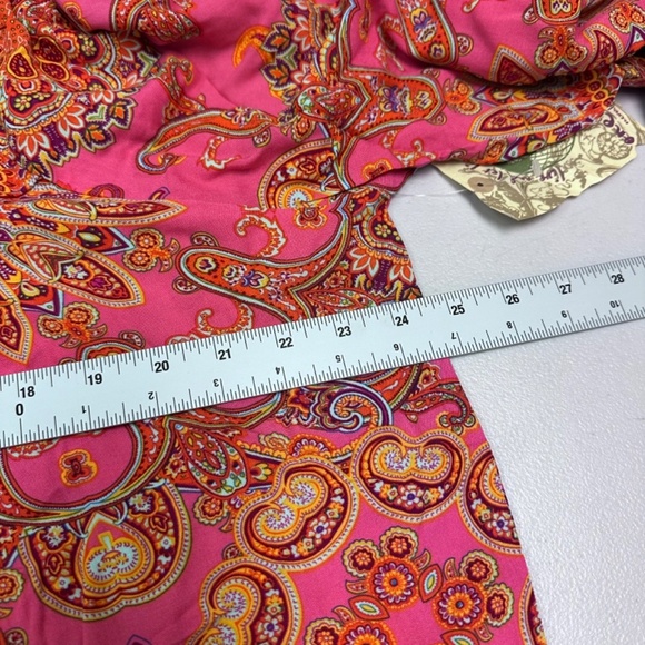 One World Square Neck Medallion Printed Top Size L - Picture 6 of 8